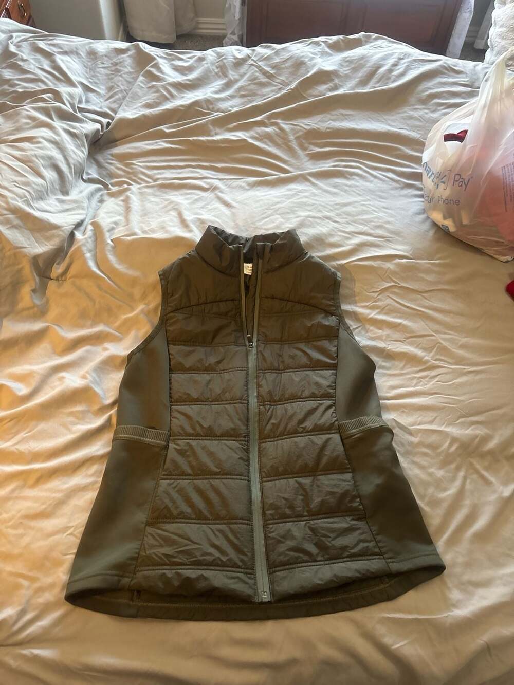 Avia Women's Olive Green Quilted Puffer Vest with Stretch Sides Size M (8-10)